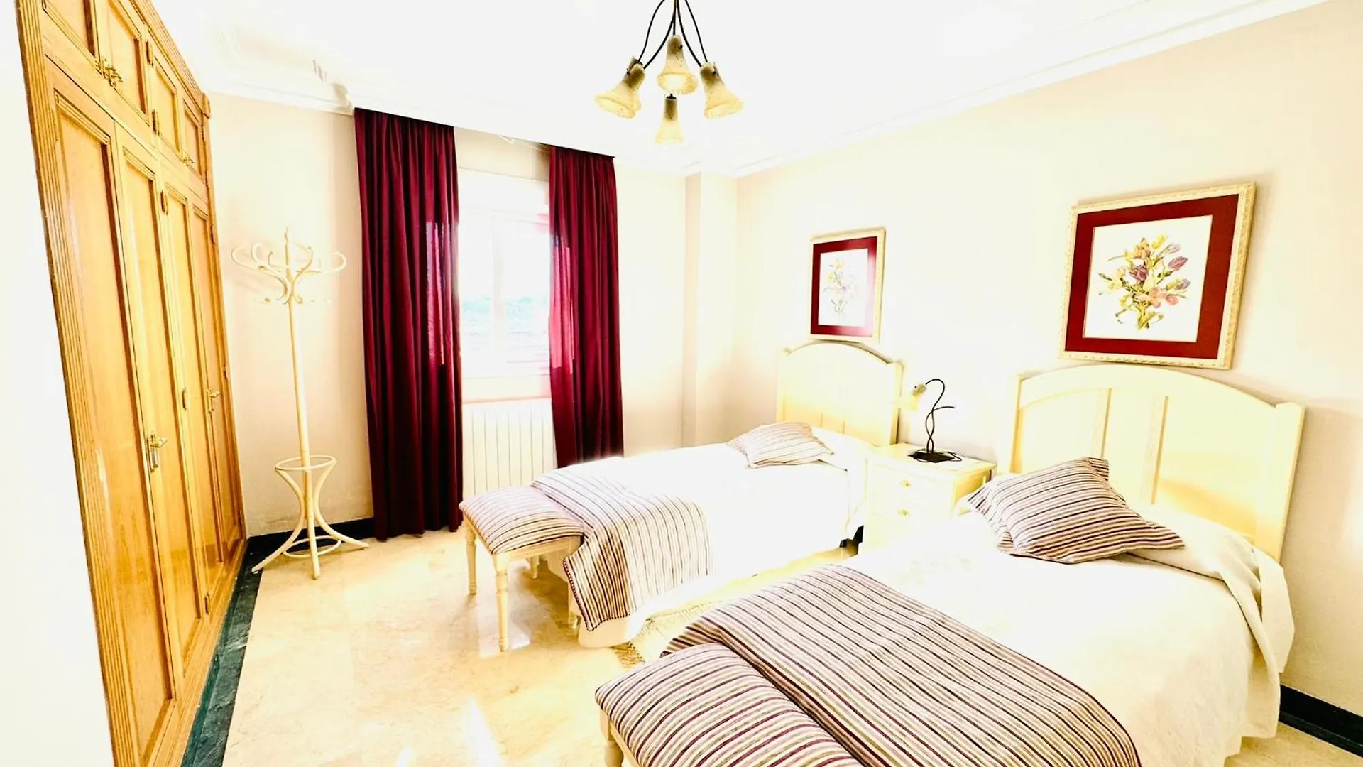 Casa Rafael Salar - Para Estar Juntos Y Vivir A Lo Grande Spain